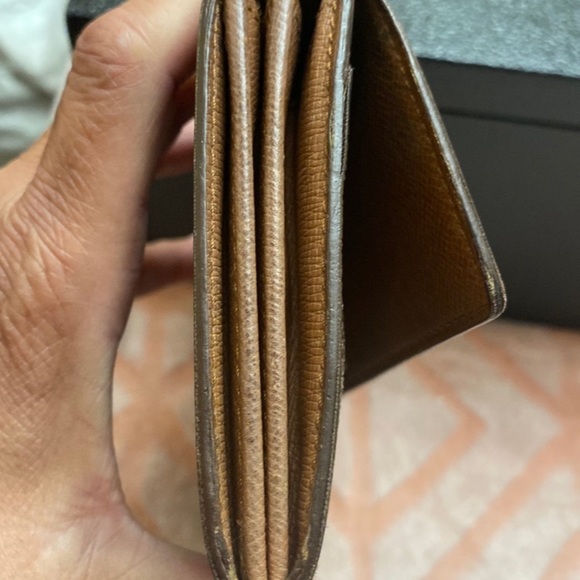 Louis Vuitton Sarah Long Wallet